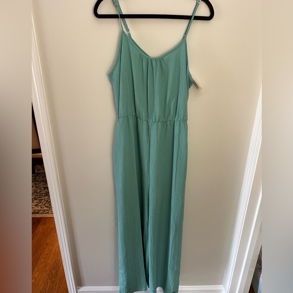 New In Jumpsuit Green Crepe Large NWT